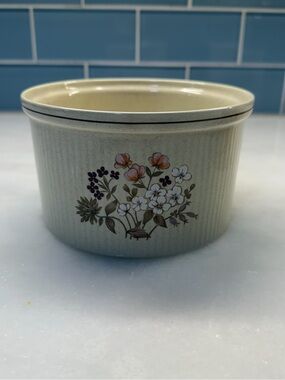 Royal Doulton Cream Floral Ceramic Ramekin with Pink and Purple Accents